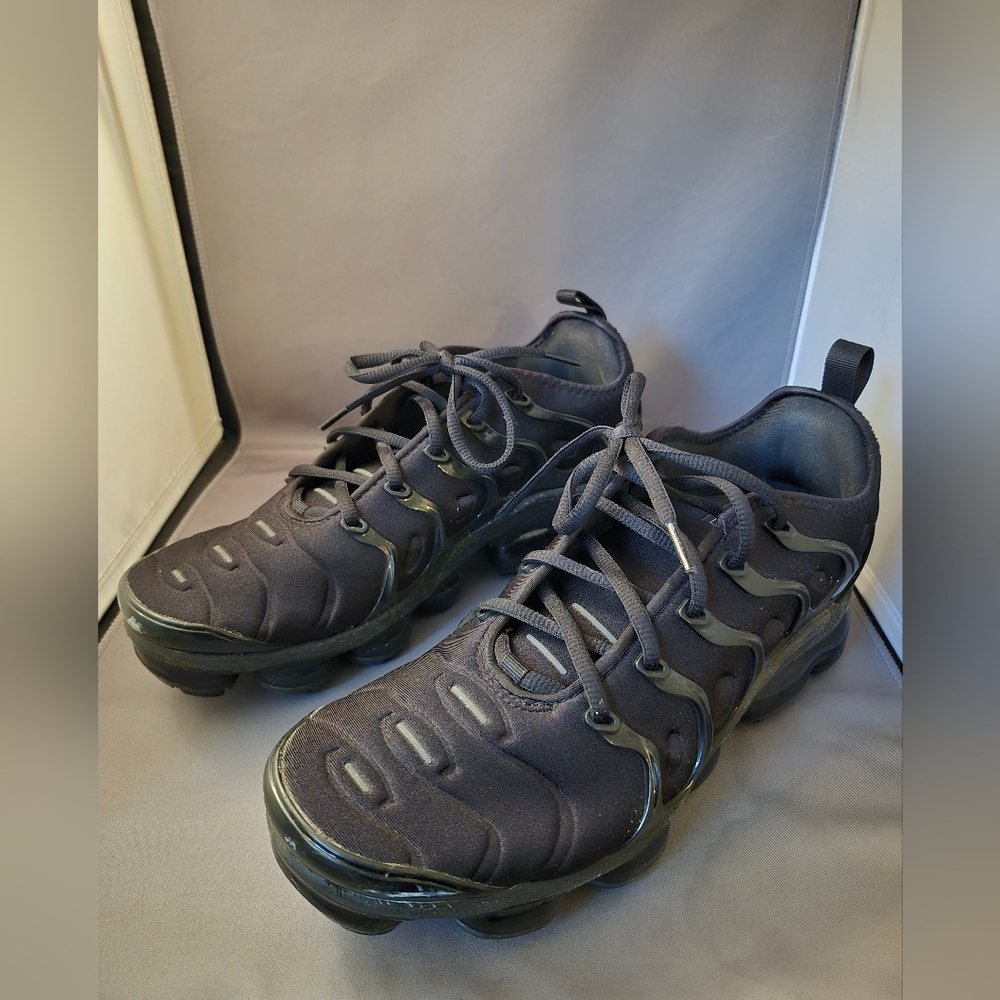 Nike AirMax Size 10.5 - Picture 2 of 6
